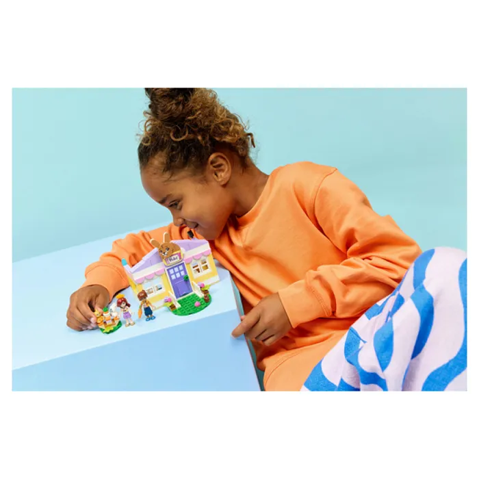 Lego Friends 42679 Hôtel des Lapins de Heartlake City, Jouet de Construction avec Mini-Poupées et Lapins, Jeu de Rôle 5 Ans et Plus Lego Friends 42679 Hôtel des Lapins de Heartlake City, Jouet de Construction avec Mini-Poupées et Lapins, Jeu de Rôle 5 Ans et Plus