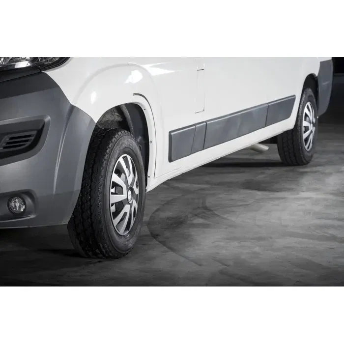 Michelin Lot de 4 enjoliveurs 16" NVS, ABS bi-color, finition vernie, clipsage facile - Enjoliveurs pour utilitaires