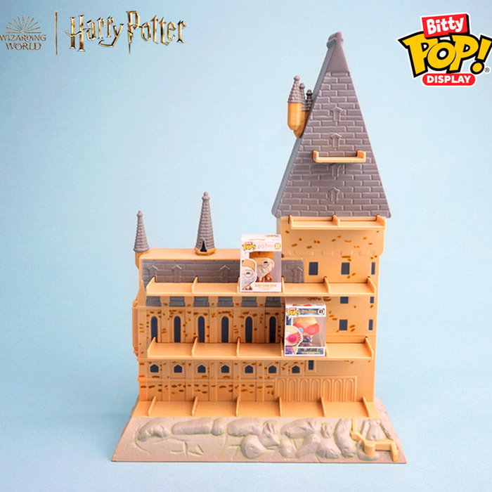 FUNKO - Expositor Bitty POP Harry Potter Château de Poudlard avec Figurines Albus Dumbledore et Luna Lovegood - Pour 18 Personnages