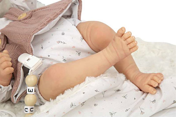 Muñecas Arias - Poupée reborn Sandra avec couverture de 40 cm, corps souple - Jeu en espagnol