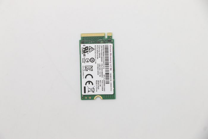 Lenovo UMIS AM620 256 Go PCIe 2242 M.2 SSD Lenovo UMIS AM620 256 Go PCIe 2242 M.2 SSD