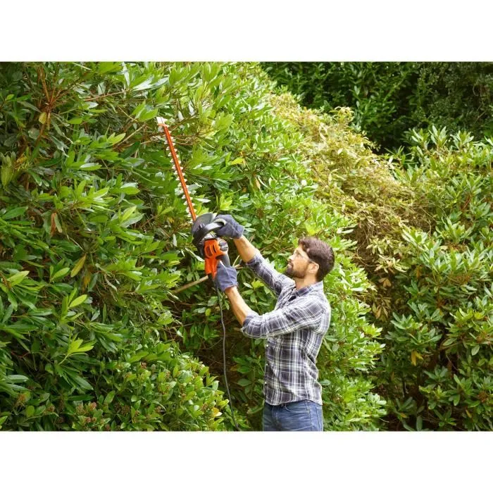Black+Decker taille-haies électrique filaire BEHTS451-QS, 550 W, lame 60 cm, coupe précise, poignées ergonomiques Black+Decker taille-haies électrique filaire BEHTS451-QS, 550 W, lame 60 cm, coupe précise, poignées ergonomiques