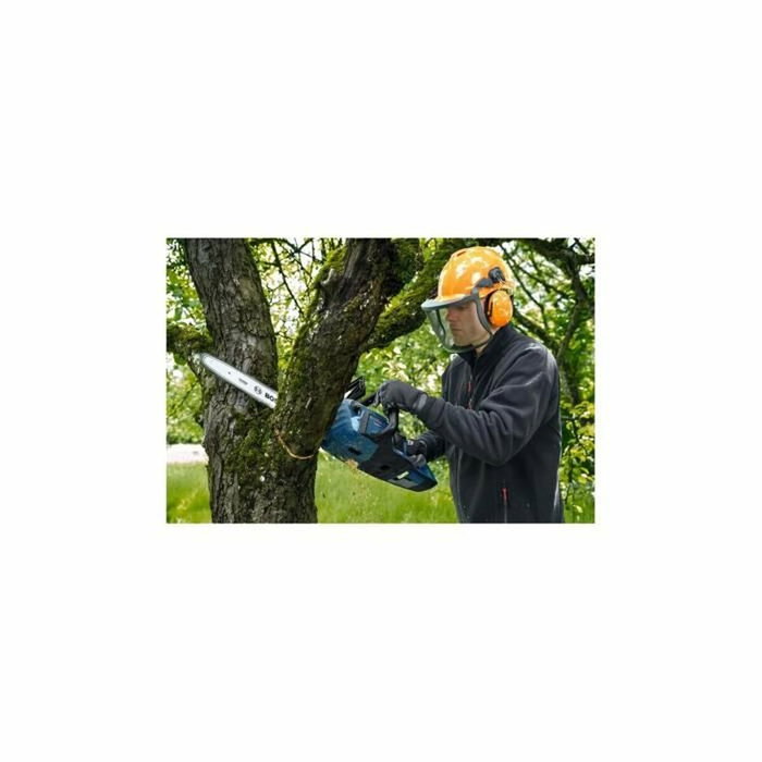 Bosch Professional GKE 18V-40 Tronçonneuse à chaîne 40 cm Bosch Professional GKE 18V-40 Tronçonneuse à chaîne 40 cm