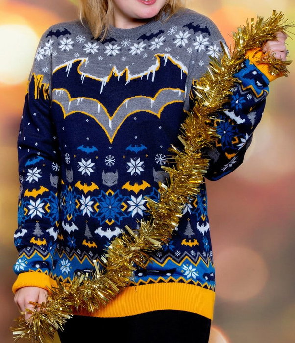 AAA Merchandise Batman pull de Noël Frosty (XL) lifecyle_brand_name_placeholder_if_needed_but_here_brand_is_AAA_Merchandise_so_title_is_AAA_Merchandise_Batman_pull_de_Noël_Frosty_(XL) AAA Merchandise Batman pull de Noël Frosty (XL) lifecyle_brand_name_placeholder_if_needed_but_here_brand_is_AAA_Merchandise_so_title_is_AAA_Merchandise_Batman_pull_de_Noël_Frosty_(XL)
