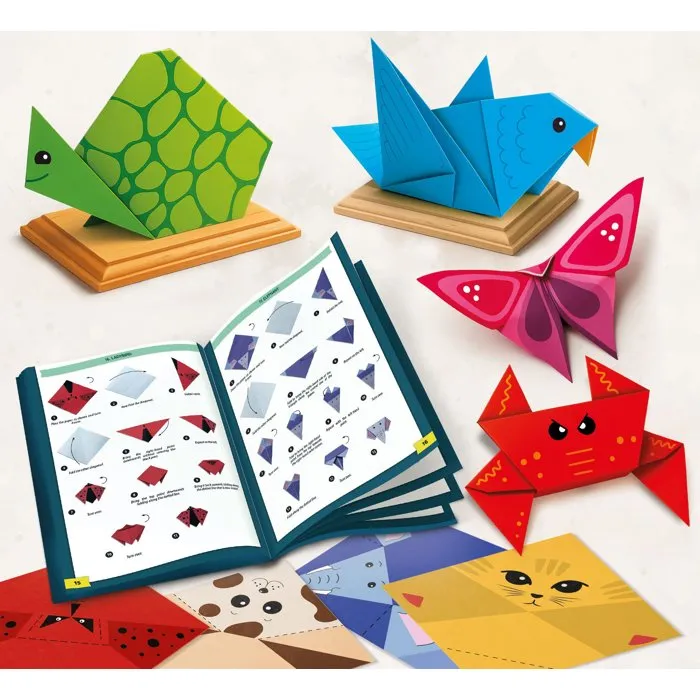 Liscianigiochi KIDS ART Origami Lab - Kit créatif origami avec 105 feuilles colorées, 50 modèles et 4 socles en bois - Jeu éducatif pour enfants dès 7 ans