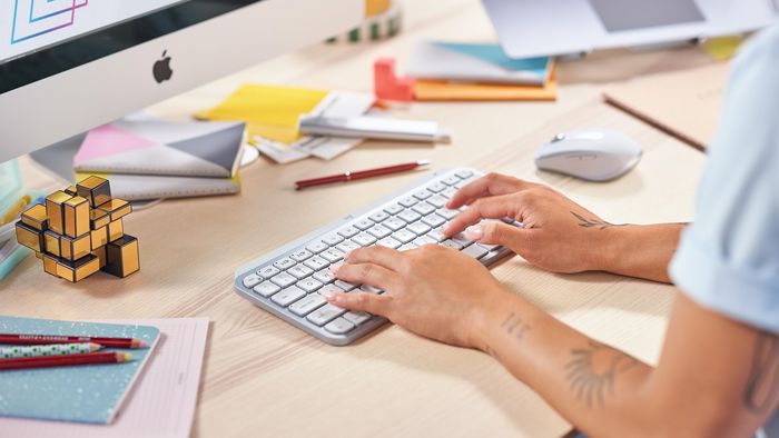 Logitech MX Keys Mini - Gris pâle - Qwerty