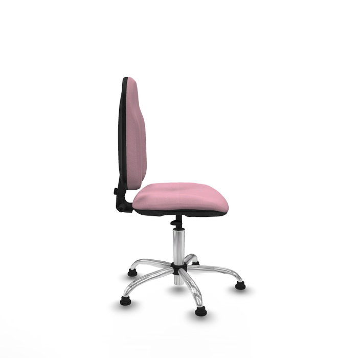 Chaise de bureau Algarra avec mécanisme de contact permanent de base, recouverte de tissu rose. Équipée d'une base chromée, sans accoudoirs et avec butées Chaise de bureau Algarra avec mécanisme de contact permanent de base, recouverte de tissu rose. Équipée d'une base chromée, sans accoudoirs et avec butées