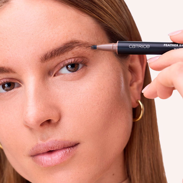 Catrice FEATHER BROW FILLER n° 010 Catrice FEATHER BROW FILLER n° 010