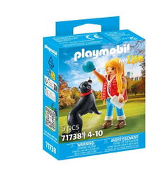 Playmobil My Life - Figurine Femme avec chien de montagne - Jouet pour enfant à partir de 4 ans - Version multilingue (ES, PT, EN, FR)