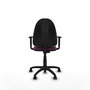 Chaise de bureau Aýna avec mécanisme de contact permanent de base, rembourrée de simili cuir violet. Équipée d'une base en polyamide noir, d'accoudoirs 1D et de roulettes en nylon de 50 mm.