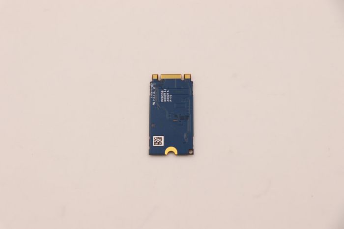 Lenovo Disque SSD NVMe M.2 2230 PCIe 3.0 x4 128GB, Vitesse lecture 2000 Mo/s, Vitesse écriture 800 Mo/s, Garantie 5 ans, Conforme RoHS