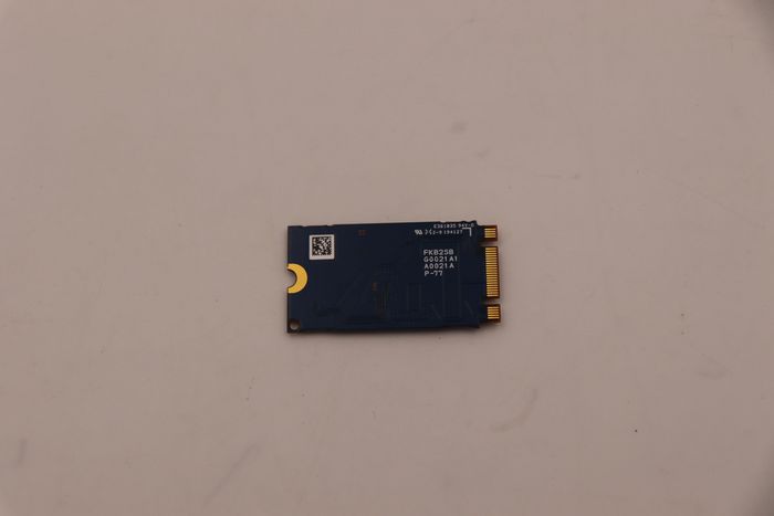Lenovo Disque SSD NVMe M.2 2230 PCIe 3.0 x4 128GB, Vitesse lecture 2000 Mo/s, Vitesse écriture 800 Mo/s, Garantie 5 ans, Conforme RoHS