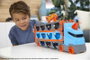 Hot Wheels Circuit Super Transporteur Extensible GVG37 avec 3 Voitures, Piste de Course 182 cm, Capacité 25 Véhicules, À Partir de 4 Ans