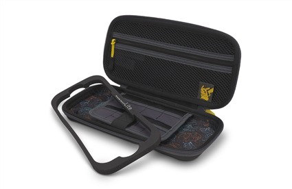 Power A 1521515-01 Étui protecteur compact pour Nintendo Switch OLED, Switch ou Switch Lite, avec motif Pikachu, doublure pelucheuse, rangement 6 cartes et poche filet