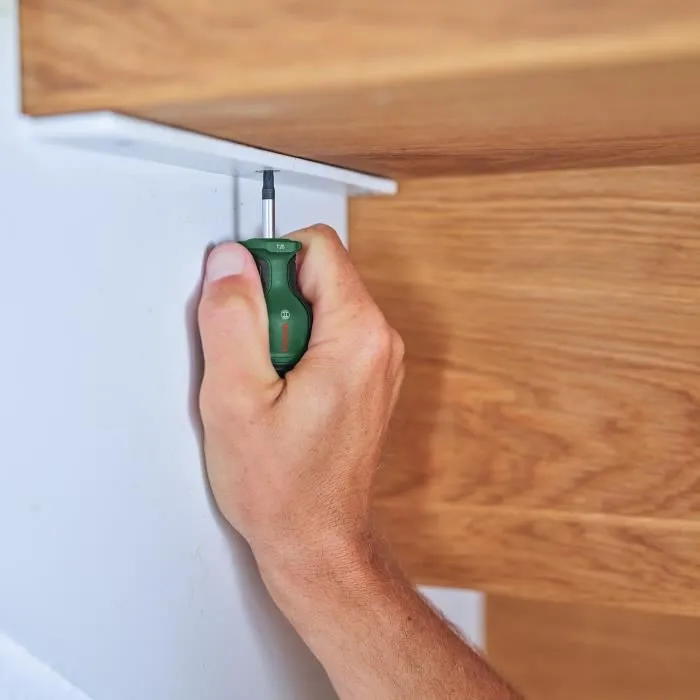 Bosch Set de 4 tournevis courts compacts avec embout magnétique pour vissage dans espaces restreints - Outil de bricolage Bosch Set de 4 tournevis courts compacts avec embout magnétique pour vissage dans espaces restreints - Outil de bricolage