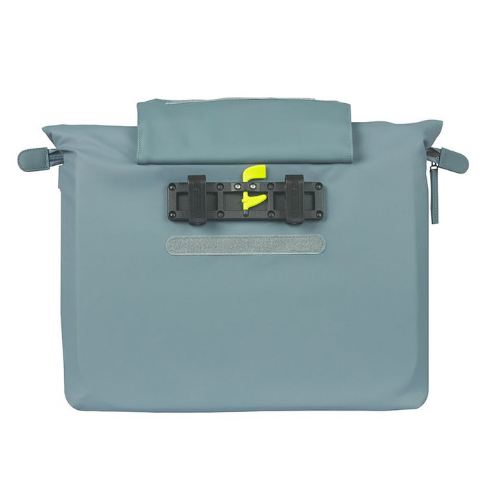 Basil Manhattan Commuter Hook-On 12l Bleu
