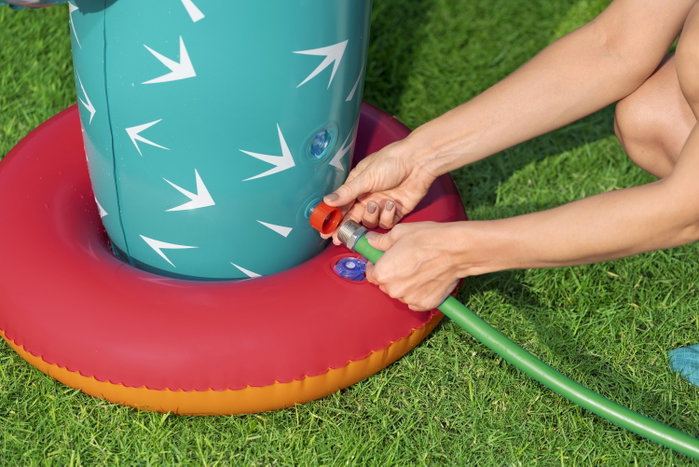 Bestway 52733 Asperseur Gonflable Cactus 74x56x104 cm +3 Ans Jeu Eau Jardin