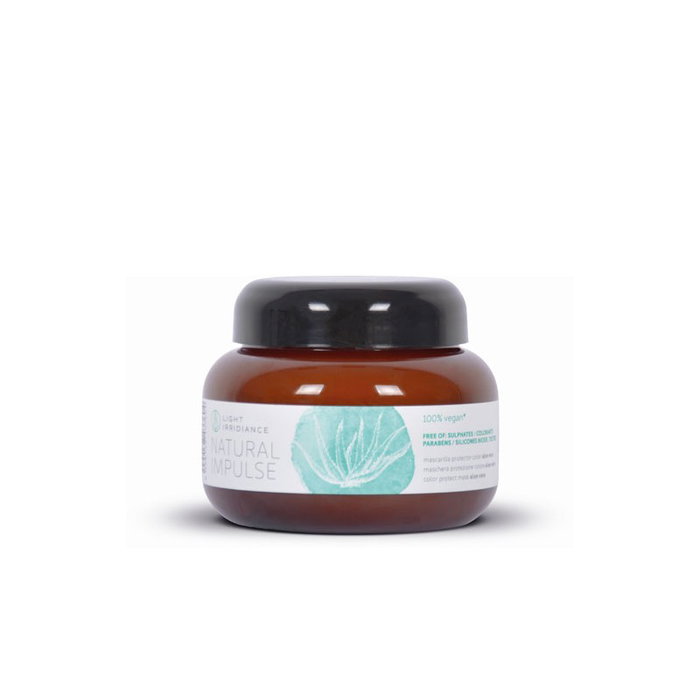Light Irridiance Natural Impulse Mascarilla Post-Color à l'Aloe Vera - Masque capillaire après-coloration, nourrissant, 250 mL Light Irridiance Natural Impulse Mascarilla Post-Color à l'Aloe Vera - Masque capillaire après-coloration, nourrissant, 250 mL