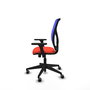 Chaise Motilla Synchro 3 positions tissu Orange foncé Maille Bleu Base pyramidale noire Accoudoir 3D Sans appui-tête Roulettes 65mm pour moquette