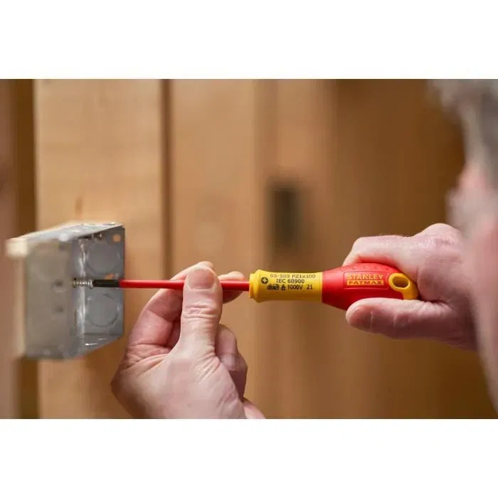 Stanley FATMAX FMHT0-62649 - Jeu de 2 Tournevis Isolés 1000V pour Vis Mixtes Fente-Pozidriv PZ1 et PZ2