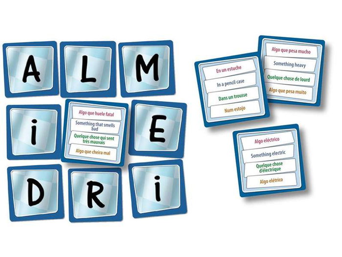 Cayro - Jeu de société Mi Mic - Jeu de mimes et de phrases humoristiques en espagnol - Version multilingue - 2 joueurs - À partir de之道 8 ans Cayro - Jeu de société Mi Mic - Jeu de mimes et de phrases humoristiques en espagnol - Version multilingue - 2 joueurs - À partir de之道 8 ans