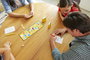 Mattel Games - Jeu de Société Pictionary - Version Cast Dkd51 en Espagnol - Jeu de Dessin Familial avec Pisteurs et Accessoires - À partir de 8 ans