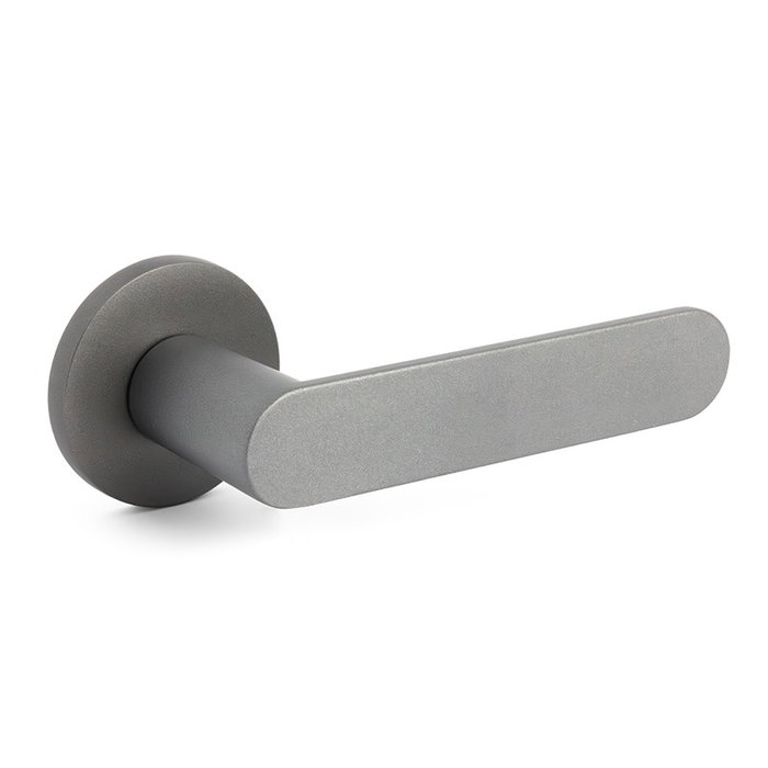 Jandel Jeu de poignées de porte avec rosace aluminium - Modèle Shape 1320 - Finition antracite - 2 manilles pour installation Jandel Jeu de poignées de porte avec rosace aluminium - Modèle Shape 1320 - Finition antracite - 2 manilles pour installation