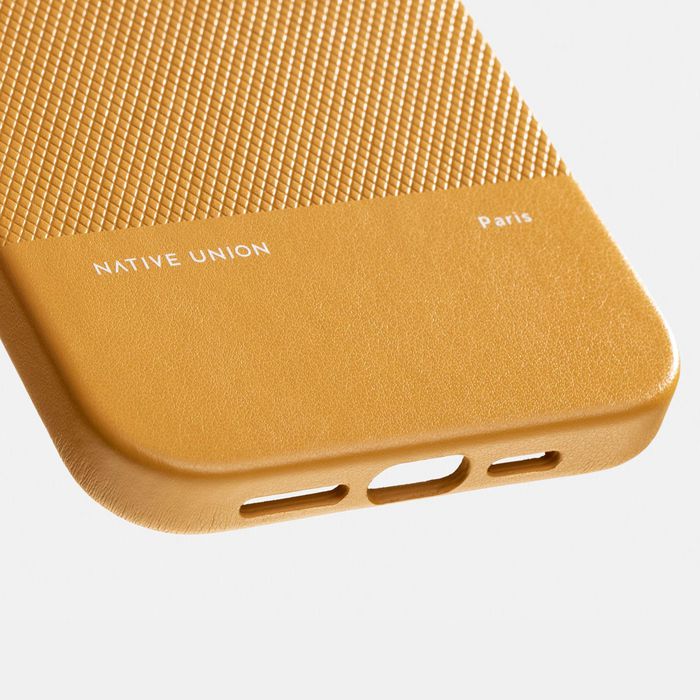 Native Union Coque (Re)Classic pour iPhone 15 en matière végétale Yatay, protection anti-chute, compatible MagSafe, textile recyclé - Cadre en polycarbonate 100% recyclé