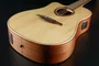 LAG Guitare électro-acoustique Folk Dreadnought Cutaway Natural pour gaucher, table épicéa massif, corps acajou, chevalet BrankoWood
