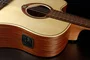 LAG Guitare électro-acoustique Folk Dreadnought Cutaway Natural pour gaucher, table épicéa massif, corps acajou, chevalet BrankoWood