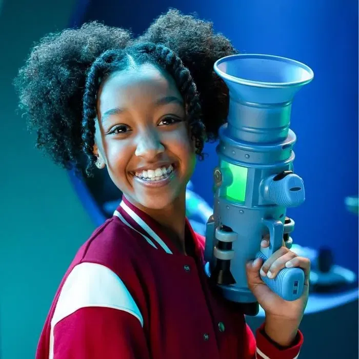 Moose Toys - Pistolet à Prouts Ultimate - Moi Moche et Méchant 4 - 15 Bruits Différents, Fumée, Odeur et Lumières, Jeu Gadget Minion