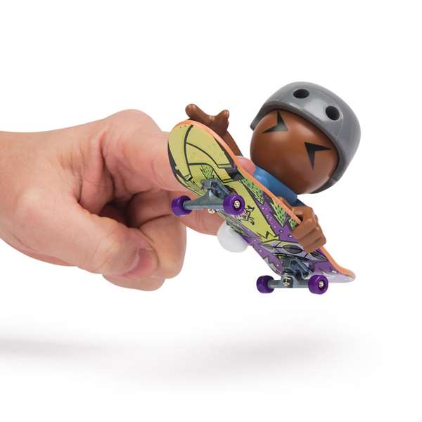 Spin Master Tech Deck Patinette miniature (Sk8 Crew) avec 1 figure - Modèles assortis