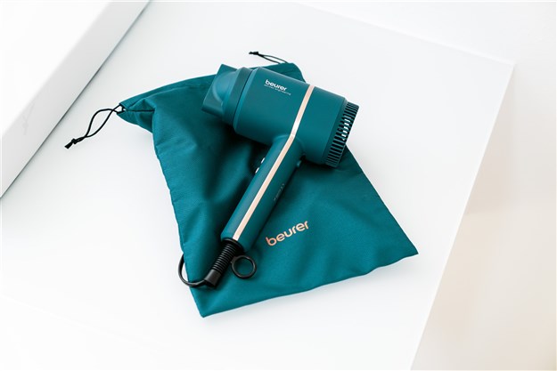 Beurer HC-35 OCEAN Séchoir Compact Ioinique 2000 W avec Sac de Rangement et Fonction Air Froid