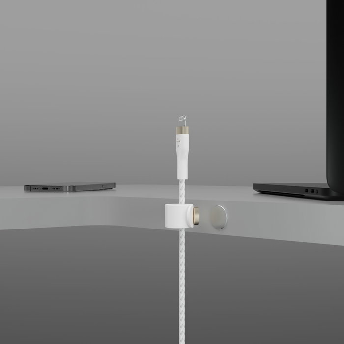 Belkin BOOST CHARGE PRO Flex Câble USB-C vers Lightning 15W 2m Blanc