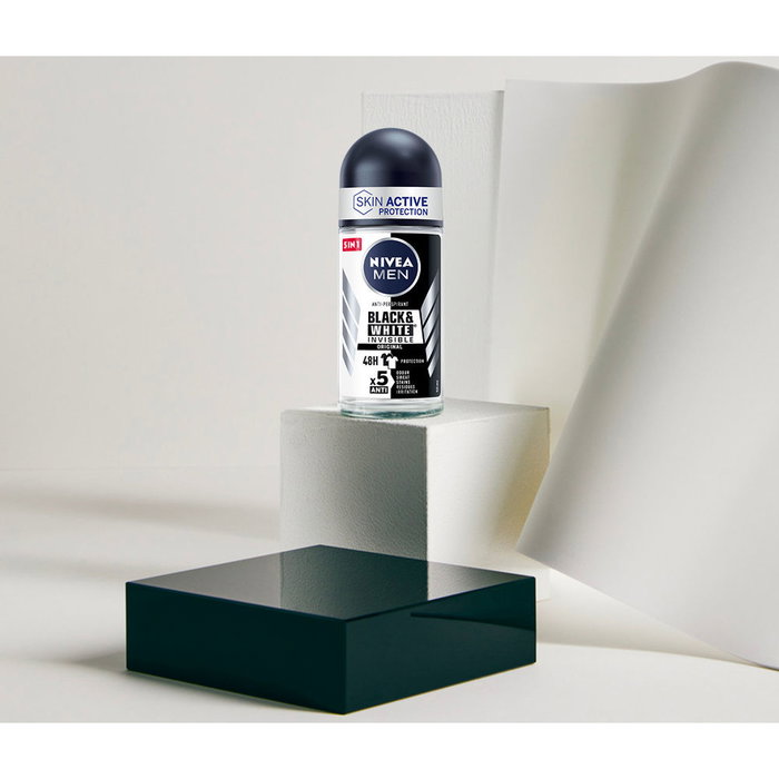 Nivea Déodorant roll-on invisible noir et blanc pour hommes, lot de 2 x 50 ml