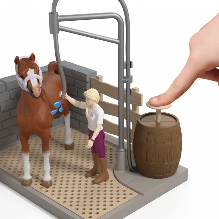 Schleich Horse Club 42792 - Coffret Aire de Lavage Sofia avec Figurine de Cheval Mobile et Accessoires - 26 Pièces - Jouet Équestre dès 5 Ans