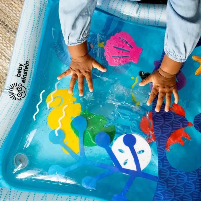 Baby Einstein Tapis d'eau gonflable pour bébé Opus's Ocean of Discovery, jeu sensoriel d'éveil, facile à nettoyer et pliable, jouet dès la naissance