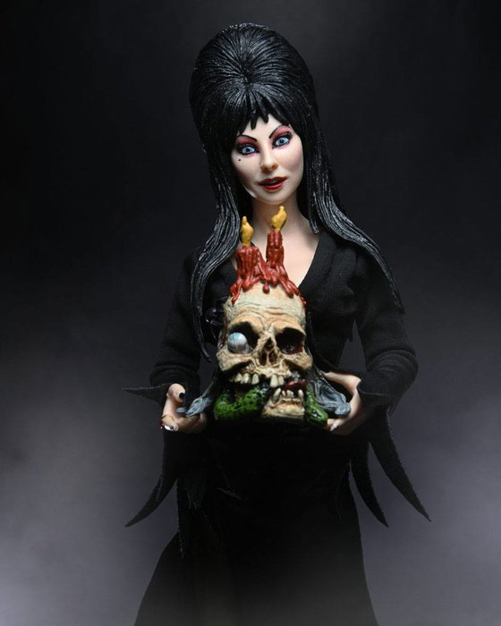 NECA Elvira, Mistress of the Dark Figurine Clothed 20 cm