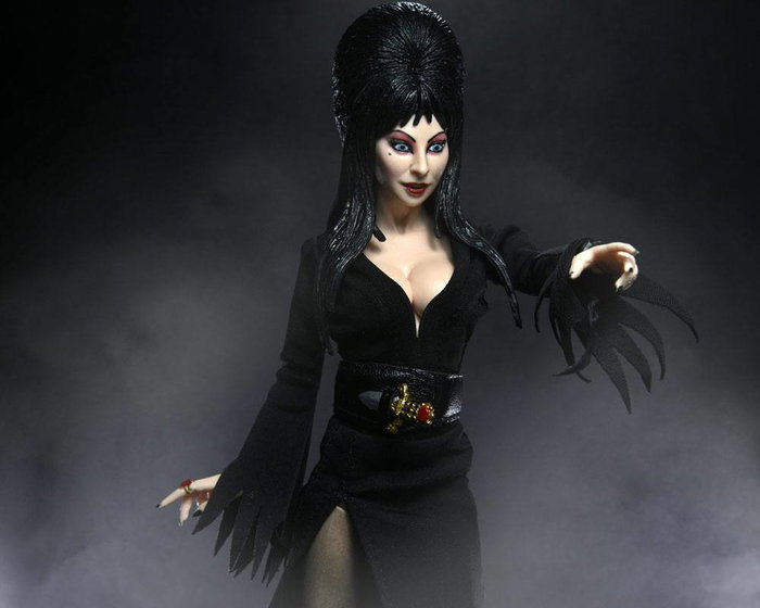 NECA Elvira, Mistress of the Dark Figurine Clothed 20 cm