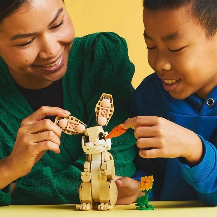 LEGO Creator 31162 L'adorable lapin - Set de construction 3-en-1