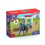 Schleich 42709 - Horse Club Horse Box Lisa et Storm, Figurine de cheval avec accessoires, Jouet éducatif dès 5 ans