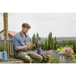 Gardena Programmateur d'Arrosage Master 1892-20 avec Ecran LCD, Pression Max 12 Bar, Résistant à l'Eau