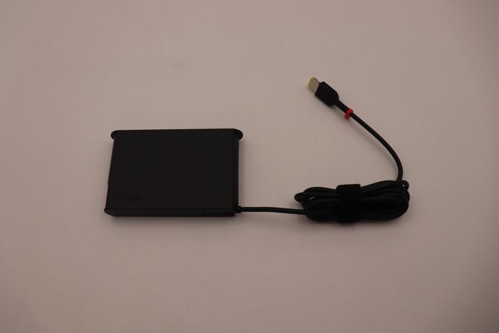 Lenovo Adaptateur secteur AC 135W 100-240V avec prise slim tip - Compatible IdeaPad, Legion, ThinkPad, Yoga
