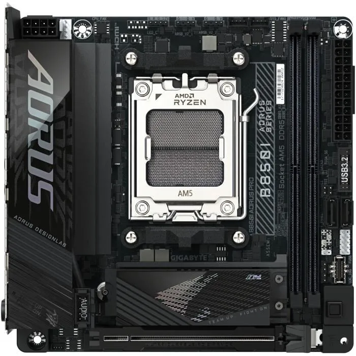 Gigabyte Carte mère B850I AORUS Pro - Mini-ITX AM5 Socket pour AMD Ryzen 7000/8000/9000, DDR5 8400MHz (OC), PCIe 5.0, 2x M.2, Wi-Fi 7, USB 3.2 Gen 2, 2.5Gb LAN