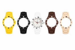 Yot CP30119-SP16 avec cinq bracelets interchangeables