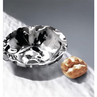 Alessi 90084 - Cesto Redondo - Cestier saladier rond aux motifs ondulés en acier inoxydable 18/10 pour salade et fruits - Conçu par Lluís Clotet Alessi 90084 - Cesto Redondo - Cestier saladier rond aux motifs ondulés en acier inoxydable 18/10 pour salade et fruits - Conçu par Lluís Clotet