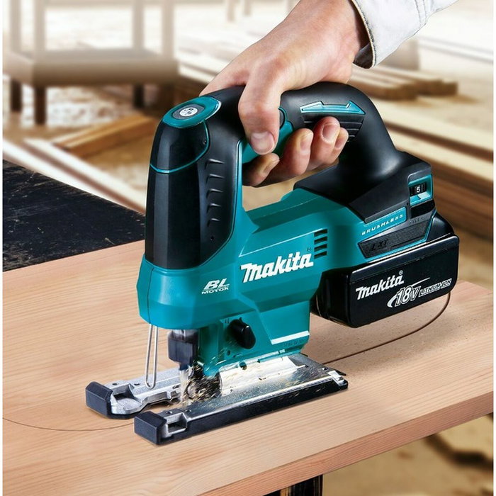 Makita DJV184Z Scie sauteuse pendulaire sans fil