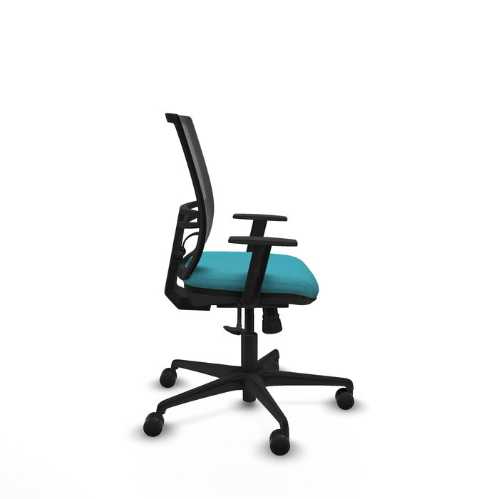 Chaise Yunquera Synchro 4 positions tissu Turquoise Maille Noir Base en nylon noir Accoudoir 1D Sans appui-tête Roulettes 65mm nylon