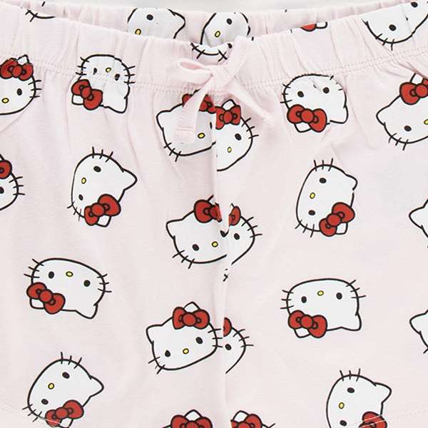 Cerdá Pijama Court Hello Kitty 6 Ans - Modèles Assortis Cerdá Pijama Court Hello Kitty 6 Ans - Modèles Assortis
