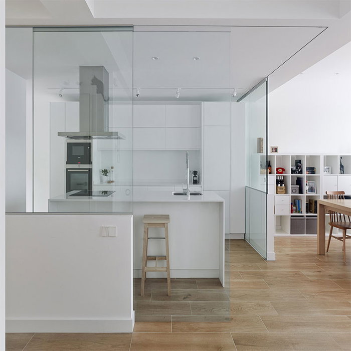 KLEIN - Jeu d'accessoires Lite Glass+ T pour porte coulissante en verre, sans guide au sol, système de fermeture amortie KSC, épaisseur verre 10 ou 12 mm, finition noir KLEIN - Jeu d'accessoires Lite Glass+ T pour porte coulissante en verre, sans guide au sol, système de fermeture amortie KSC, épaisseur verre 10 ou 12 mm, finition noir